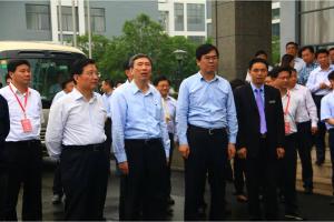 Li Bingjun (first from left), Governor of the Guizhou Provincial People's Government ......